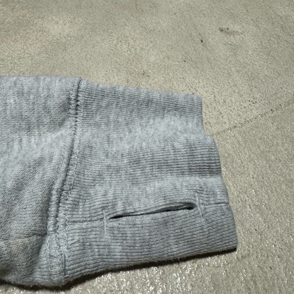 Roots Sweater - Picture 4 of 4